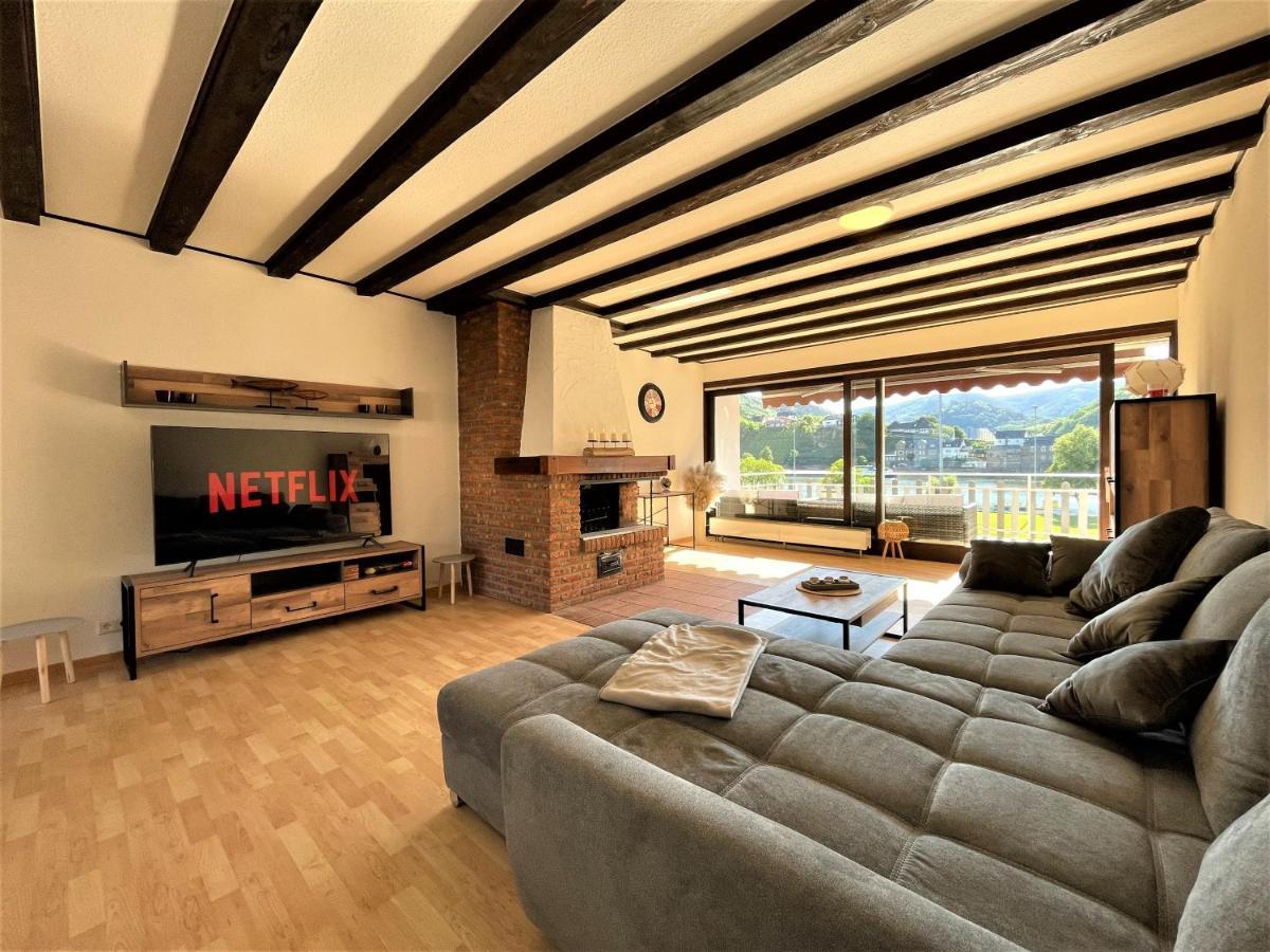 불라이 Traumaussicht Kamin Balkon Burgblick 65 Zoll Tv Netflix Sky Joyn Lindenplatz 아파트 외부 사진