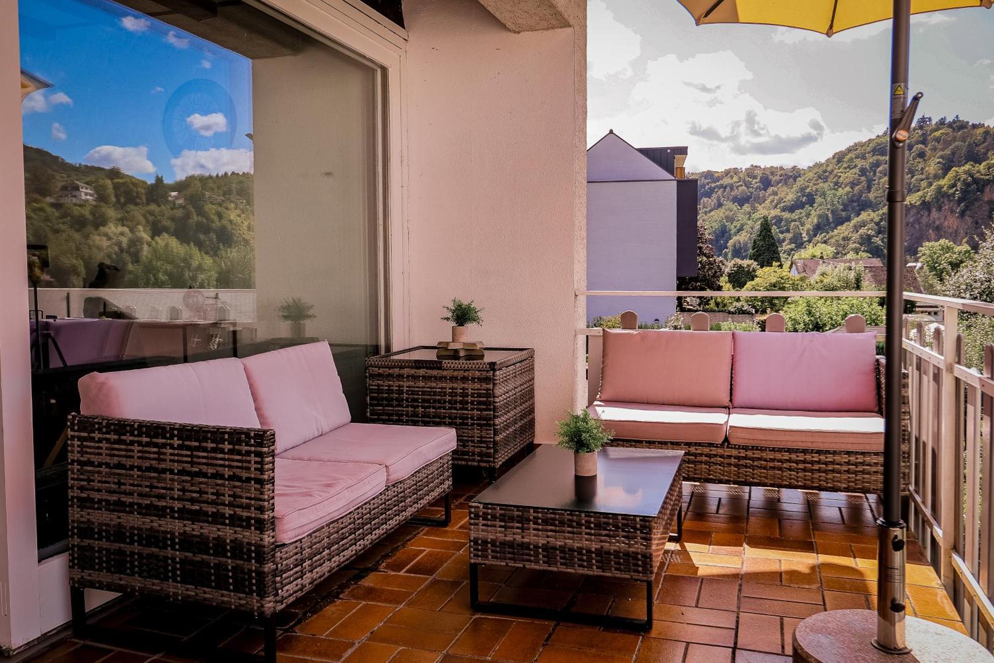 불라이 Traumaussicht Kamin Balkon Burgblick 65 Zoll Tv Netflix Sky Joyn Lindenplatz 아파트 외부 사진